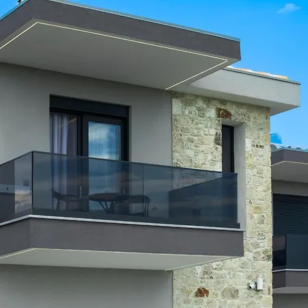 Adessa Villa